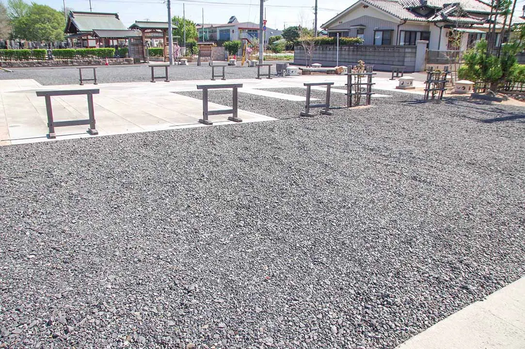 舎人墓苑　光明