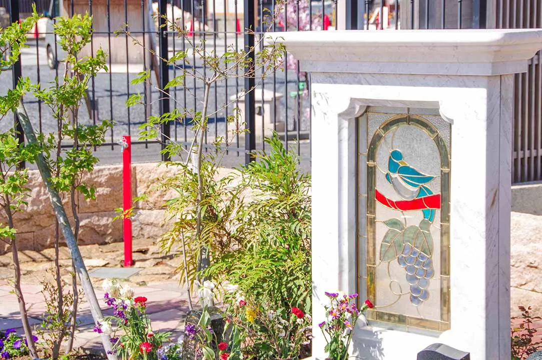 舎人墓苑　光明