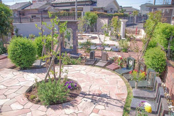 舎人墓苑　光明