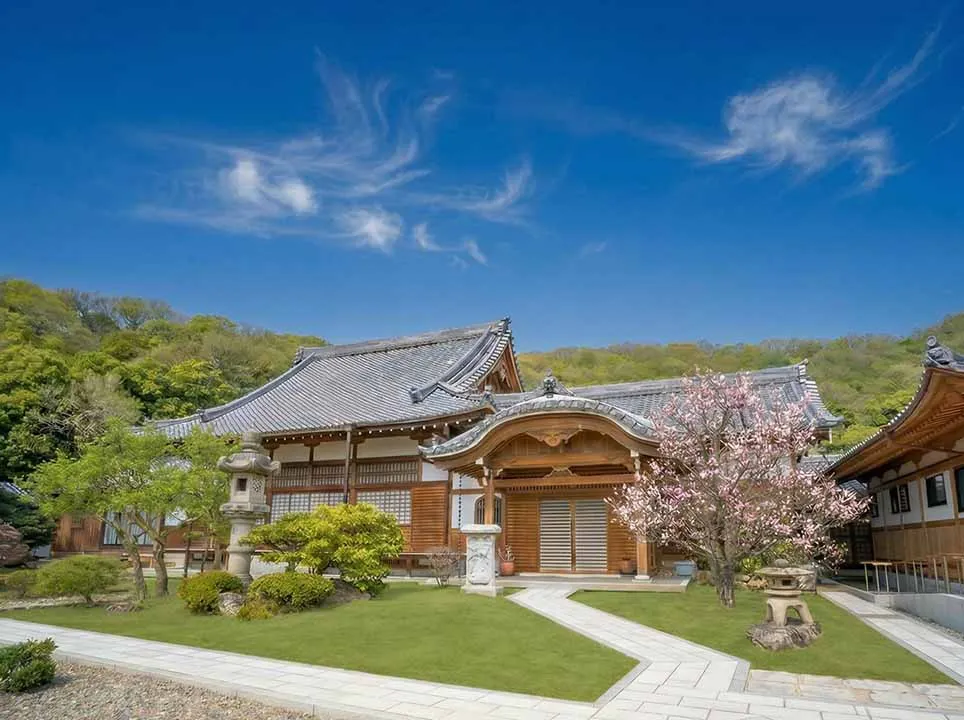 岐阜霊園 天澤院 本堂外観