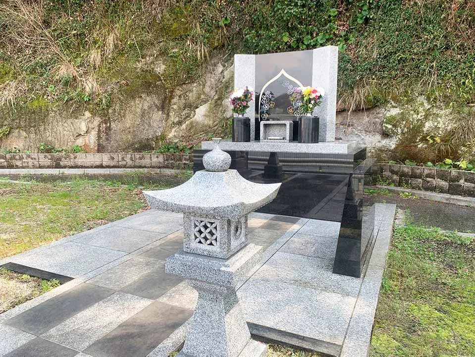 坂海望霊園