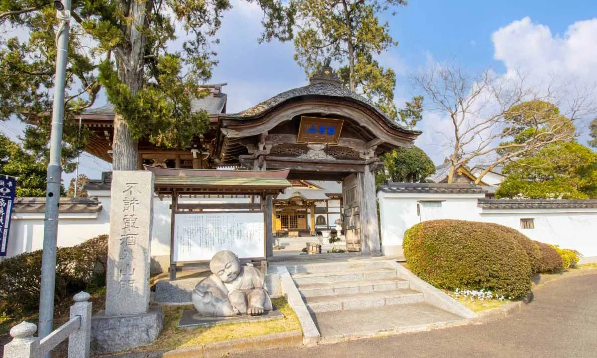 松吟寺 永代供養墓・樹木葬 山門