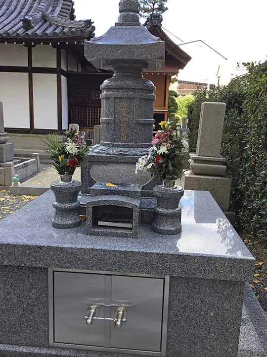 金剛院永代供養「宝光」 合葬墓「慈愛心」