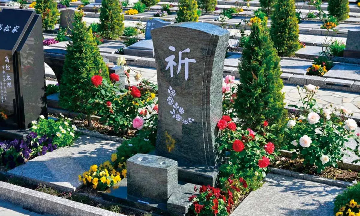 高松ほたるローズガーデン 永代供養付き樹木葬「悠-はるか-」