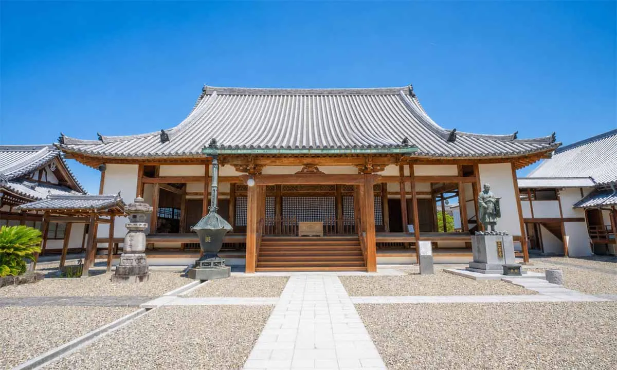 奈良霊園　蓮長寺