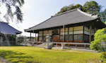 遍照院　永代供養墓・樹木葬「阿字廟」 春には桜が見頃を迎えます