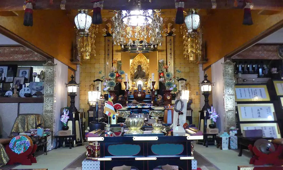 名古屋　平和公園　伝光院樹木葬 【伝光院】本堂内