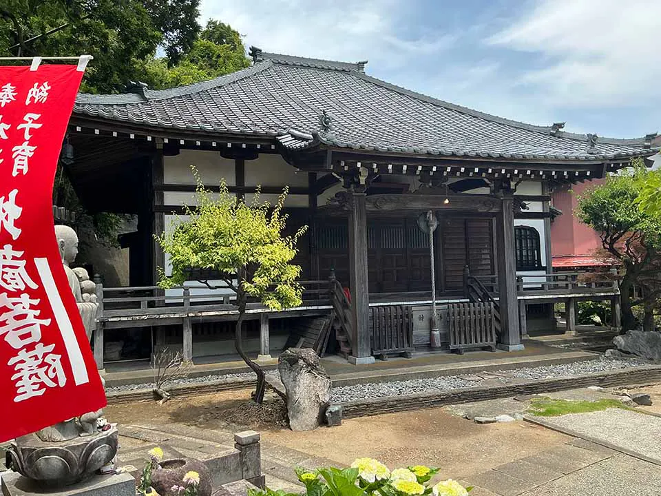 思い出の丘萬福寺樹木葬 本堂