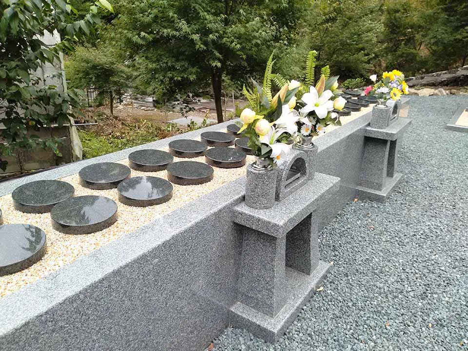 歓昌院 永代供養塔 プレート墓