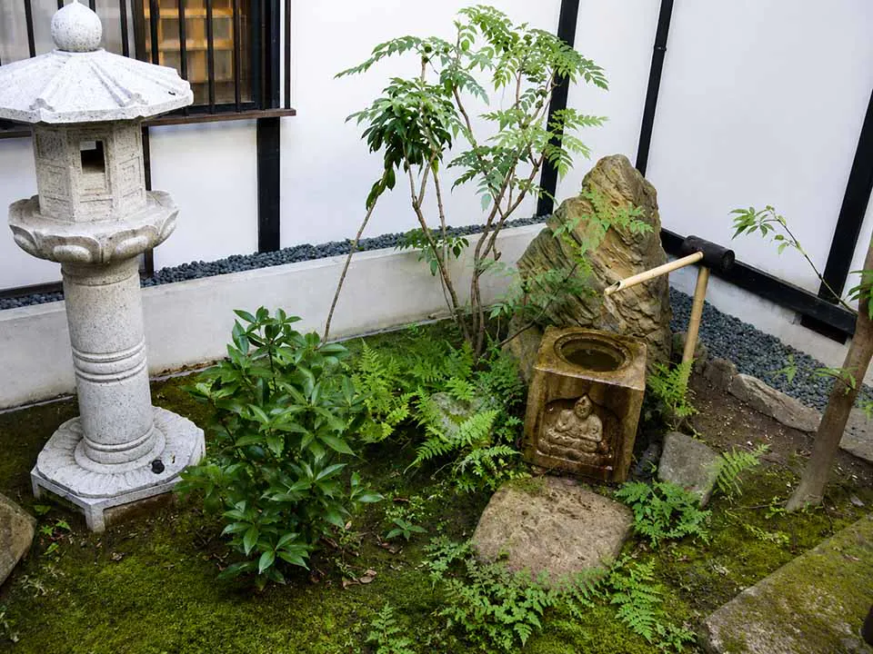 島田霊園　林入寺 中庭