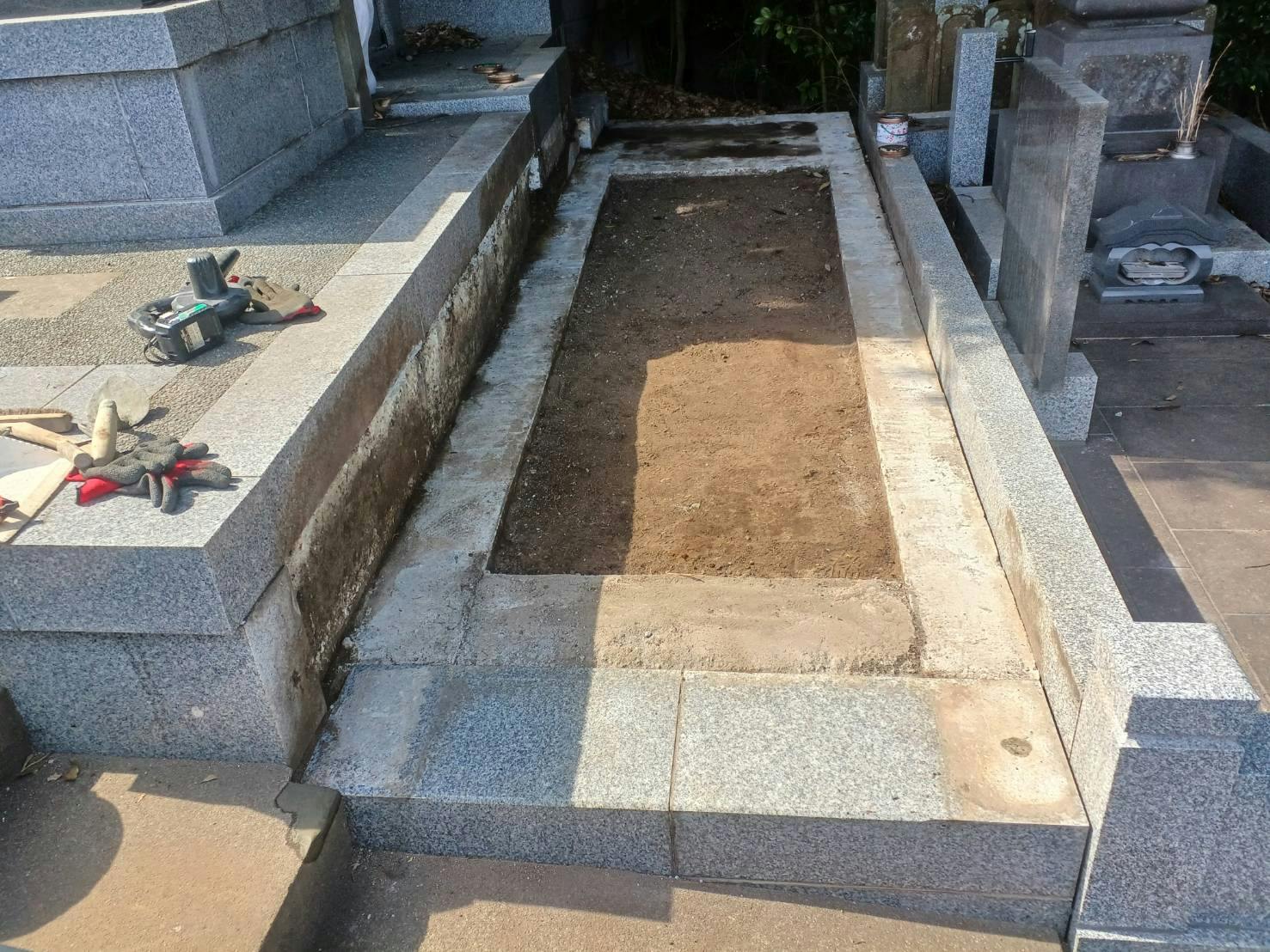 三仏寺のお墓の墓石撤去後