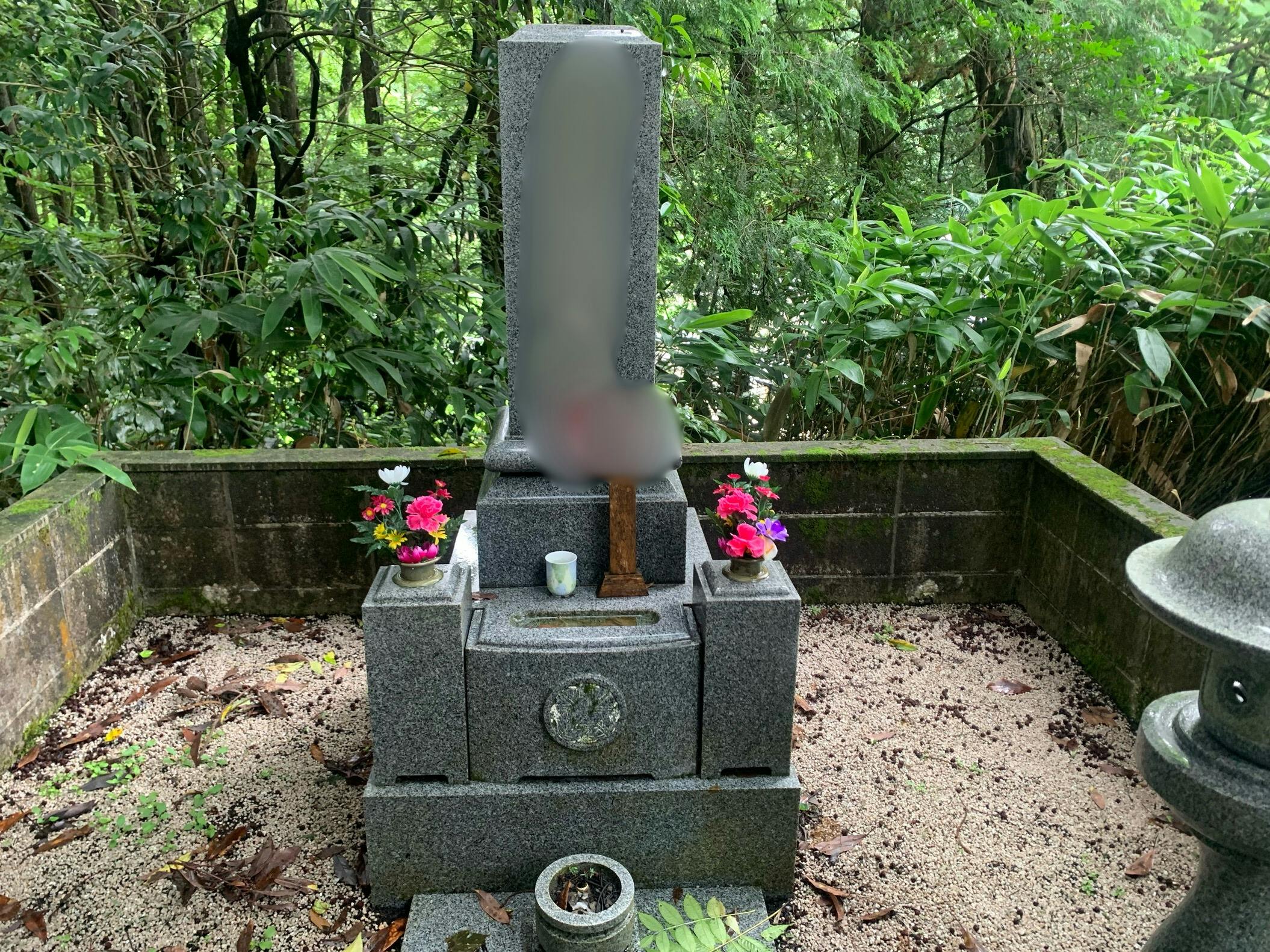 出雲市私有地のお墓の墓石撤去前