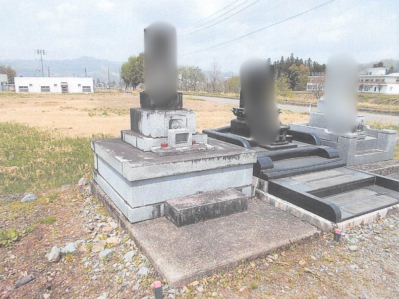 南魚沼市上原地区共同墓地のお墓の墓石撤去前