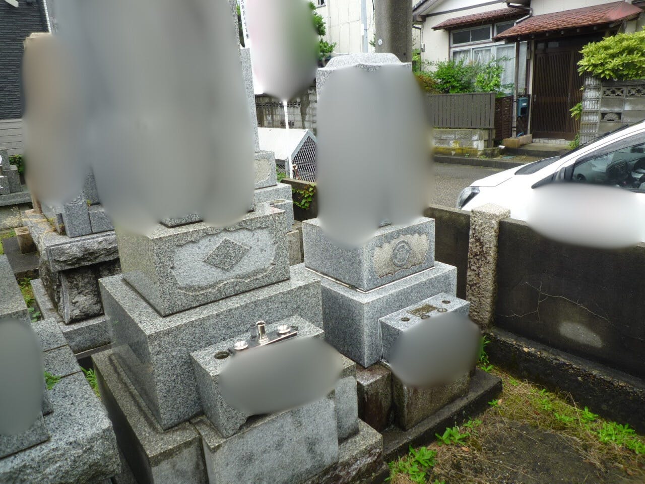 新潟市西尊寺支坊徳真坊のお墓の墓石撤去前